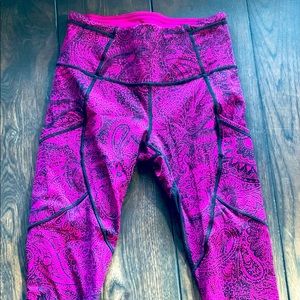 Lululemon crop leggings